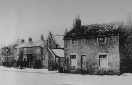 Rectory Rd, Church Farm and cottage c1900